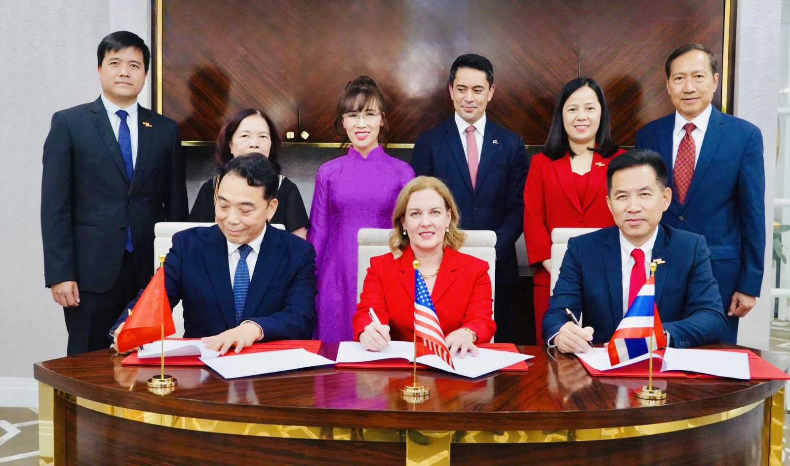 Vietjet và Boeing ký thỏa thuận chuyển giao 50 tàu bay cho Vietjet Thái Lan